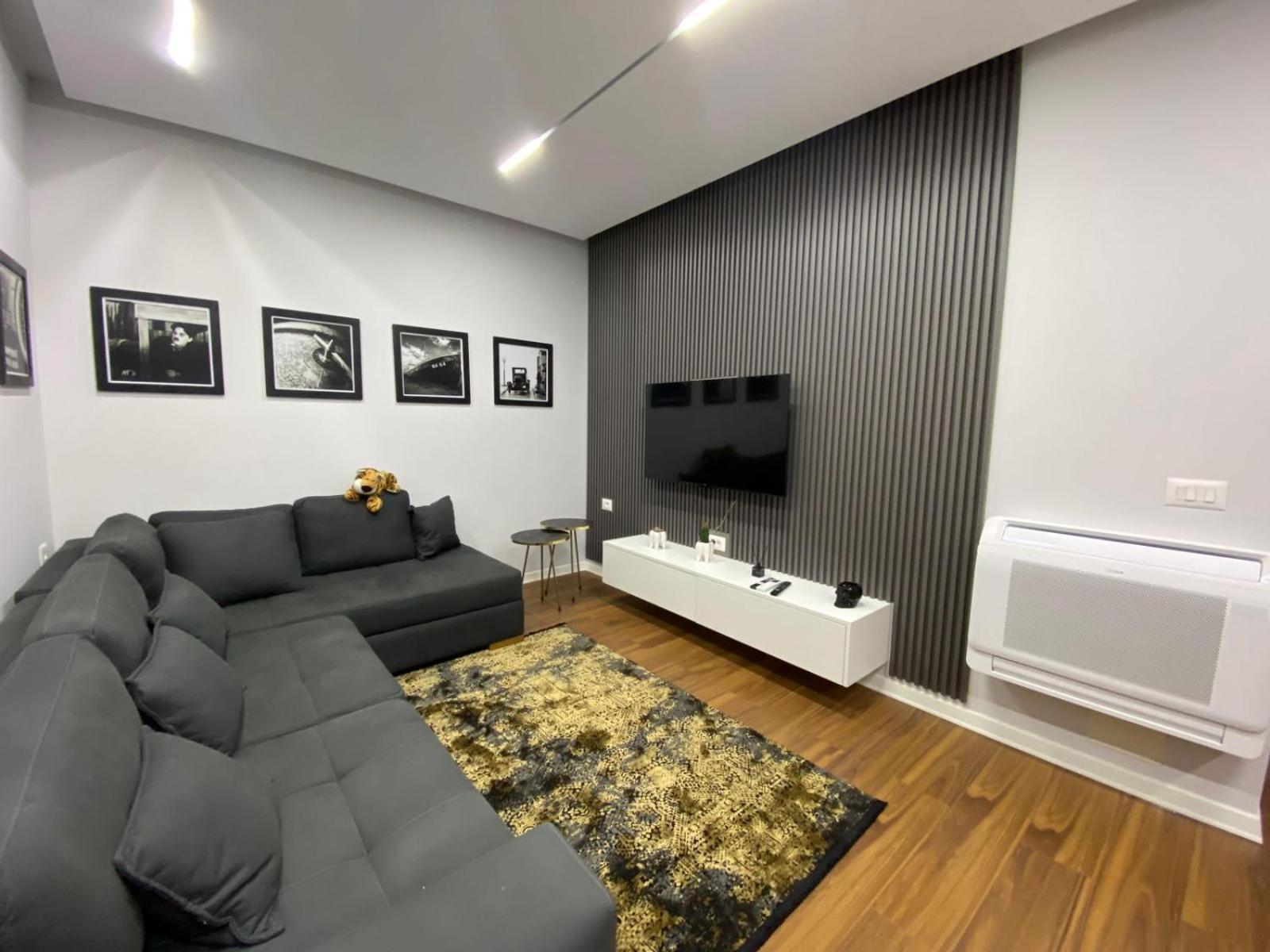Arkle 6 * Tirana