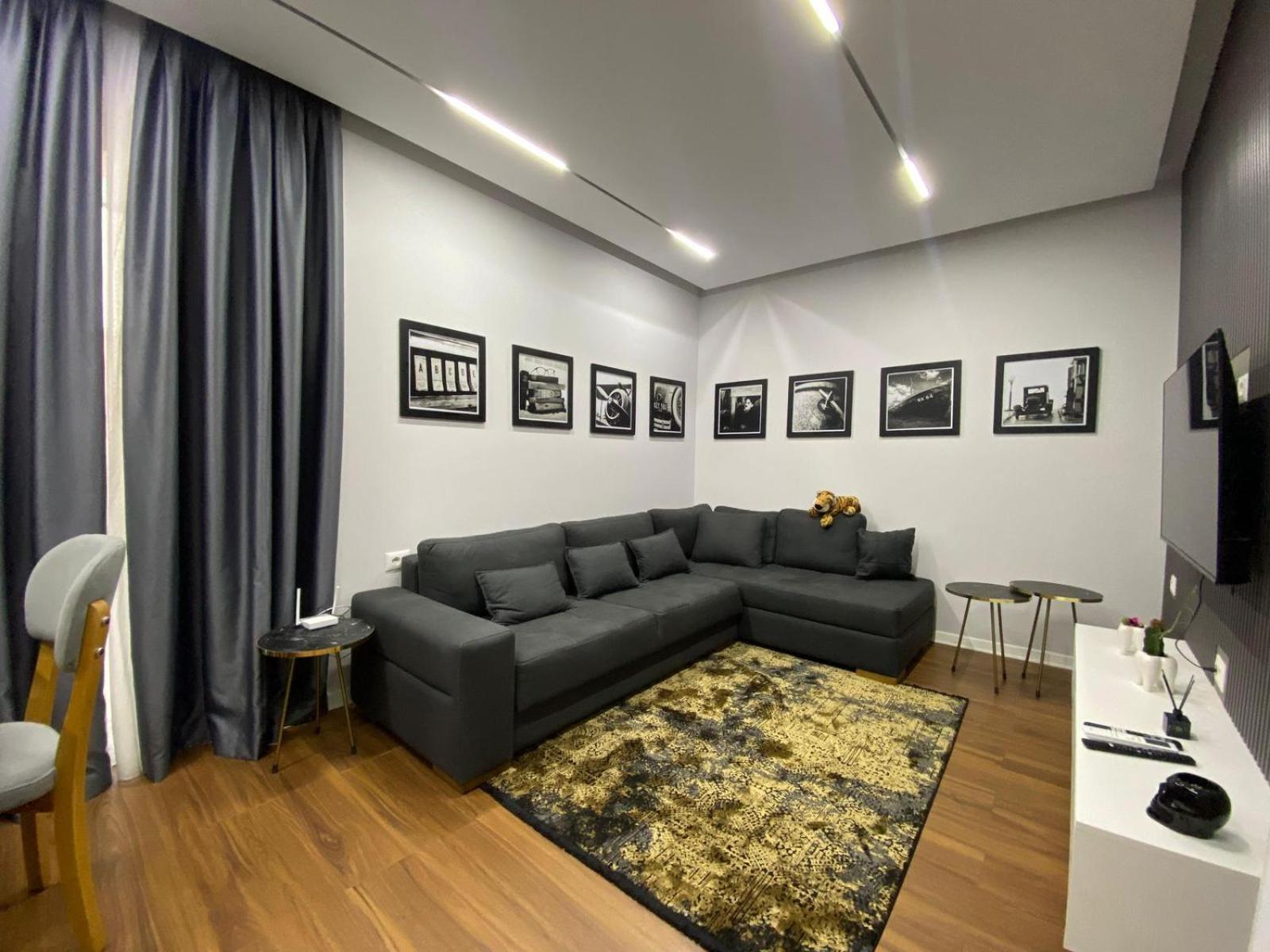 Arkle 6 * Tirana